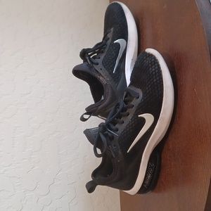 Nike Airmax Black Womans 6.5 Shoe Used